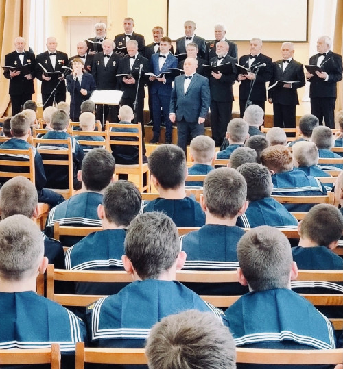 Концерт русской песни в кадетском корпусе