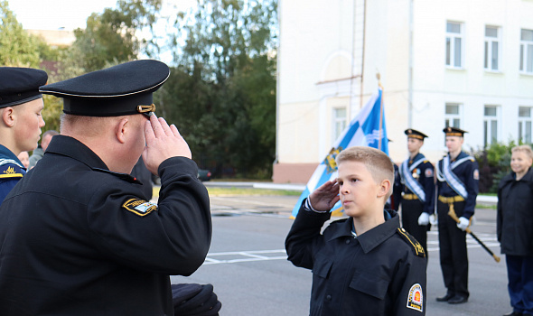 ВРУЧЕНИЕ КАДЕТСКИХ БЕРЕТОВ 2024