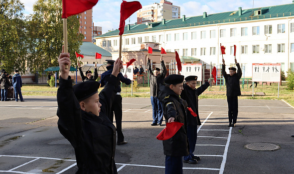 ВРУЧЕНИЕ КАДЕТСКИХ БЕРЕТОВ 2024