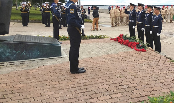 115 лет Адмиралу Флота Советского Союза Н.Г. Кузнецову!