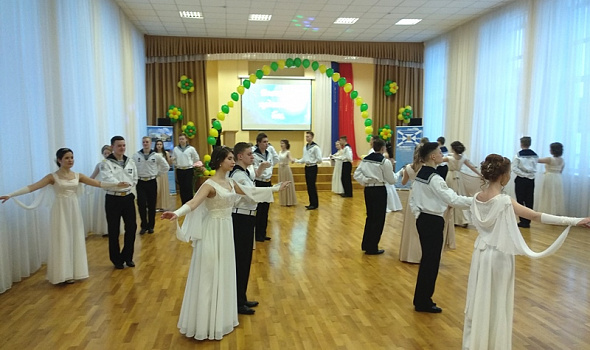 Восьмой весенний кадетский бал состоялся в корпусе!