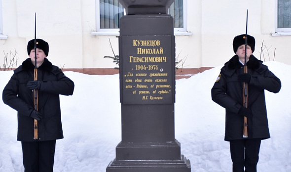 В АМКК прошел торжественный митинг в преддверии празднования Дня защитников Отечества
